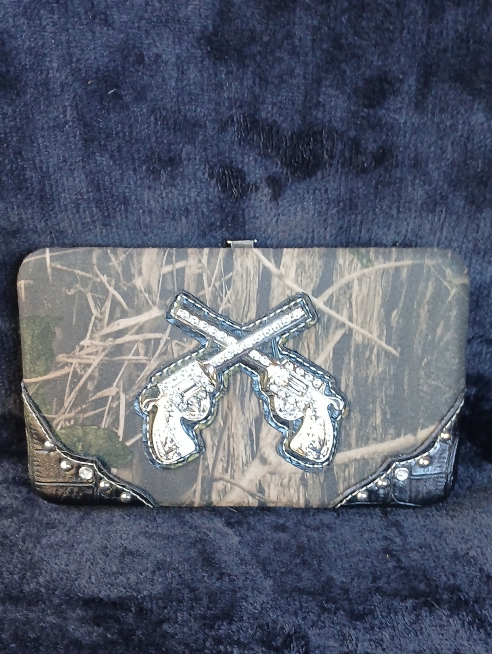 Montana West Camo Wallet with Silver Pistol Emblem